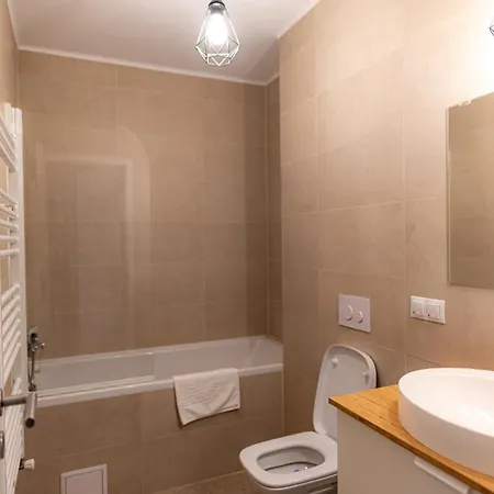 Apart B&V - 706 Coresi - Balcony & Free Parking Brașov Exterior foto