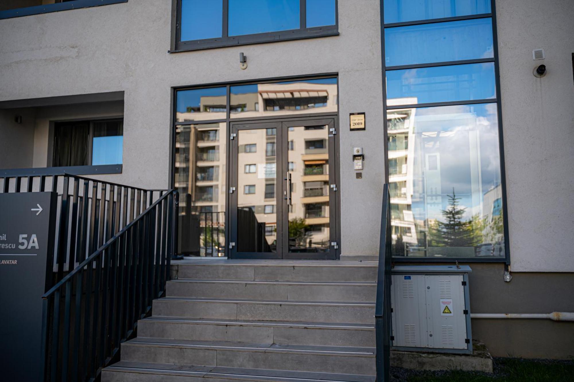 דירה B&v - 706 Coresi - Balcony & Free Parking *