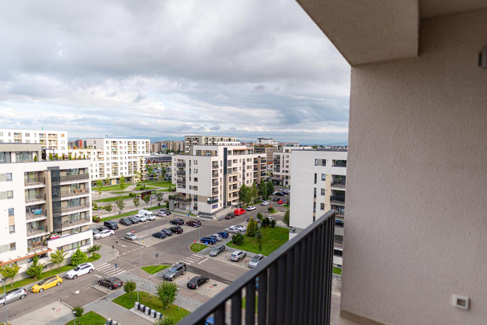 דירה B&v - 706 Coresi - Balcony & Free Parking *